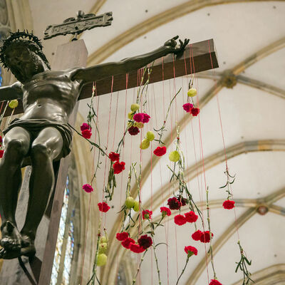 Bild vergr&ouml;&szlig;ern: Blühender Dom